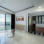 Chủ nhà định cư nước ngoài bán lỗ 400 triệu căn 2 phòng ngủ70m2 the rivana view hồ bơi giá còn 2,4 tỷ