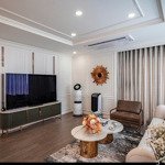 Cho thuê chcc kingston, nguyễn văn trỗi, phú nhuận, 120m2 có 3 phòng ngủ giá bán 25 triệu, liên hệ: 0989236647 hoa