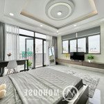 Căn hộ 1 phòng ngủban công 60m2 ngay lăng cha cả tiện di chuyển sân bay . q1,q3,q10