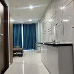 Cho thuê studio 30m2 full nội thất giá bán 9 triệu/ tháng. lh ms quỳnh 0906272338