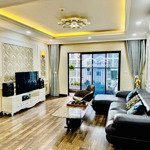 4 phòng ngủ goldmark city.diện tích173m2 full đồ có sổ