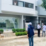 Nhà mới 90m2,shr,mt đườngdiện tích743 thành phố thuận an, 900 triệu nhận nhà