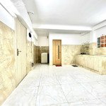 Cho thuê studio rộng 40m2 thang máy combo nội thất full có máy giặt riêng ngay trịnh khắc lập q2