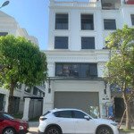 Bán nhanh căn shophouse 135.8m2 xẻ khe trục chính hải đăng giá chỉ nhỉnh 16 tỷ: 0983 82 69 28