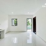 Căn hộ 1 phòng ngủ ban công - 50m2 - gần chung cư city soho - đại học umt quận 2