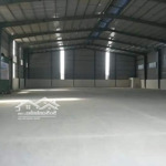 Cho thuê 1000m2, 2000m2, 2700m2 kho xưởng ngay cảng hồng vân thường tín, hà nội