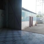 Cho thuê nhà kho, nhà xưởng 400m2 mặt tiền đường đt 835a