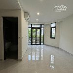 Cho thuê nhà trong the manor central park 80m2 4,5 tầngmặt tiền6m có thang máy 40 triệu có thương lượng