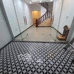 Chính chủ bán nhà - lạc long quân, hồ tây - 50m2,mặt tiền4.2m, dân xây, 2 thoáng- ngõ nông, gần ô tô