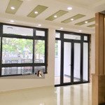 Cho thuê nguyên căn vạn phúc 6x20m, hầm 4 tầng (5pn - 6wc), view hồ bơi. giá chỉ 40 tr