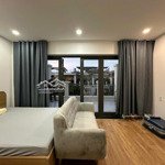 Studio full nội thất, có ban công cực rộng view chill 35m2 ngay song hành, kdc lakeview, quận 2