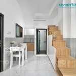 Siêu phẩm duplex full nội thất bancol lớn vị trí phòng ngay quang trung