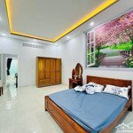 Kẹt vốn bán nhà tô hiến thành, quận 10 diện tích 60m2 - shr sát big c