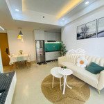 Cô thư cần bán gấp căn hộ sky center tân bìnhdiện tích72m2 2 phòng ngủ giá bán 2tỷ180 full nội thất view đẹp