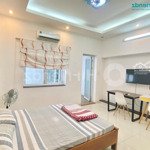 Cho thuê studio tách bếp 30m2 full nội thất thiết kế mới lạ - giá siêu rẻ - thang máy hầm xe rộng