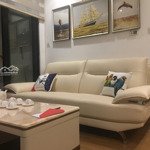 (chính chủ) cho thuê căn 2 phòng ngủ full đồ duy nhất tại royal city, 19 triệu, miễn phí dịch vụ