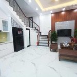 Bán nhà hoa lâm - 44,2m2 4 tầng - ô tô đỗ cổng - giá chỉ 4,65 tỷ