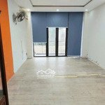 Văn phòng lầu 1, 30m2, khu cao đức lân p.an phú q.2