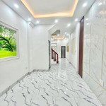 Nhà đẹp ở ngay 42m2*5 tầng_lô góc 3 thoáng kinh doanh_ngõ thông_tôn thất tùng_chỉ 8.5 tỷ