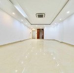 Cho thuê biệt thự đơn lập kđt đại kim hà nội. dt 140m2 x 4 tầng mặt tiền 9m