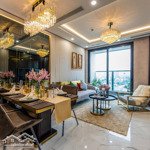 Bán căn hộ chung cư 100m2, 3pn, 2vs full nội thất sửa đẹp. lh 0853641855