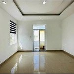 Thanh lí liền tay căn nhà hẻm 4m sư vạn hạnh, q10, 58m2, giá 4tỷ6, sổ riêng, giá thuê 8tr/ tháng