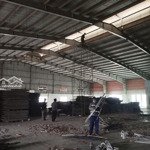 Cho thuê kho 1500m2, pccc, đường công 24/7. tại dĩ an, bình dương