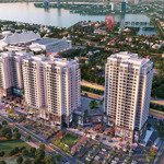 Udic westlake bán căn góc 3pn 126m2 view lotte - hồ tây/ full nội thất/ đã có sổ/ giá 7.8 tỷ.