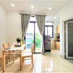 Trống lại căn 2 phòng ngủbancong siêu rộng - 60m2 - ngay etown cộng hòa