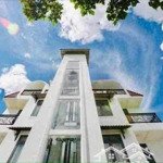 Cho thuê villa view đẹp . phường 10 . đà lạt