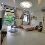 Thuê căn hộ studio ban công 30m2 siêu thoáng quận bình thạnh