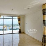 Bán căn góc view sông, 125m2, tầng 18, sổ hồng, có khách thuê nhà