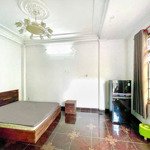 Phòng studio ban công siêu đẹp/ full nội thất / thoáng mát