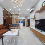 Căn hộ orchard parkview - novaland 90m2 giá: 17 triệu nội thất đầy đủ có chỗ gửi xe hơi gần sân bay