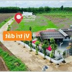 Sang gấp 600m2 đất ở thị xã đường qh 18m ngay kcn dân cư đông, đã có sổ riêng, giá 385 triệu