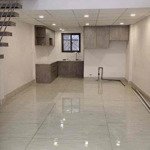 Nhà mặt tiền 1trệt 1lửng 40m2 1pn đường nam hoà phước long a quận 9