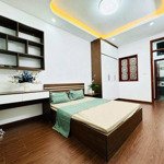 Bán nhà bồ đề - long biên, 40m2, 3 tầng, siêu đẹp , giá 12 tỷ.