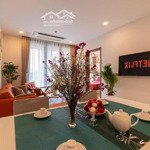 Cho thuê gấp căn hộ galleria - metropole 2 phòng ngủ full nội thất đẹp giá chỉ 35 triệu