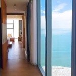 Bán căn hộ góc 2 phòng ngủ 2 vệ sinh62.5m2 full nội thất view trực diện biển mỹ khê, sơn trà. chỉ 3,7 tỷ