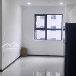 Cho thuê căn hộ 2 pn,2wc 61m2 có nội thất giá 5,5 triệu ngay chợ quang vinh 3,hội nghĩa 0393823868