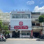 Bán nhà siêu vị trí - mt mạc đĩnh chi, quận 1 - xd: hầm 7tầng - dt: 9 x 20m - hđ: 180 triệu - 45 tỷ