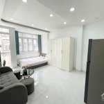 Studio ban công, cửa sổ - đầy đủ nội thất - nhà xe - ngay thảo cầm viên, chợ thị nghè