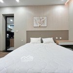 Trống phòng studio full nội thất gần vincom mega mall thảo điền