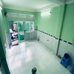 Nhà nguyên căn - hxh - lê văn duyệt - 3x10m - 2pn 2wc - có sân thượng - 10,5 triệu - 0906656852