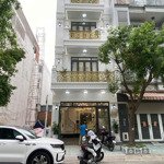 Cho thuê nhà mặt tiền khu phố ẩm thực phan xích long thích hợp làm văn phòng và showroom