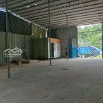 Cho thuê 400m2 xưởng xa dân tân bình _ dĩ an bd