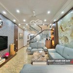 90m2 nhà dân xây độc lập 3 tầng khu phân lô văn cao