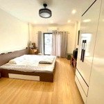 Bán toà nhà apartment 8t x 20ph x dt 110m2, dòng tiền 160tr/th, ngõ oto, khuất duy tiến. giá: 33tỷ