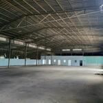 Cho thuê 1.800m2 kho xưởng trong kcn tpm bình dương giấy tờ đầy đủ