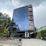 Building hơn 2.000m2, sân rộng, view sông sài gòn – 168 trần não, q2